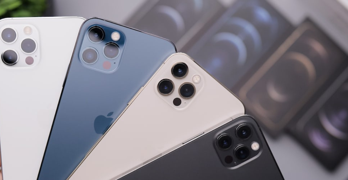 Mulai Rp2 Jutaan, Ini Dia Deretan iPhone Terbaik 2025 yang Bikin Kamu Gak Perlu Overbudget Buat Gaya dan Performa!